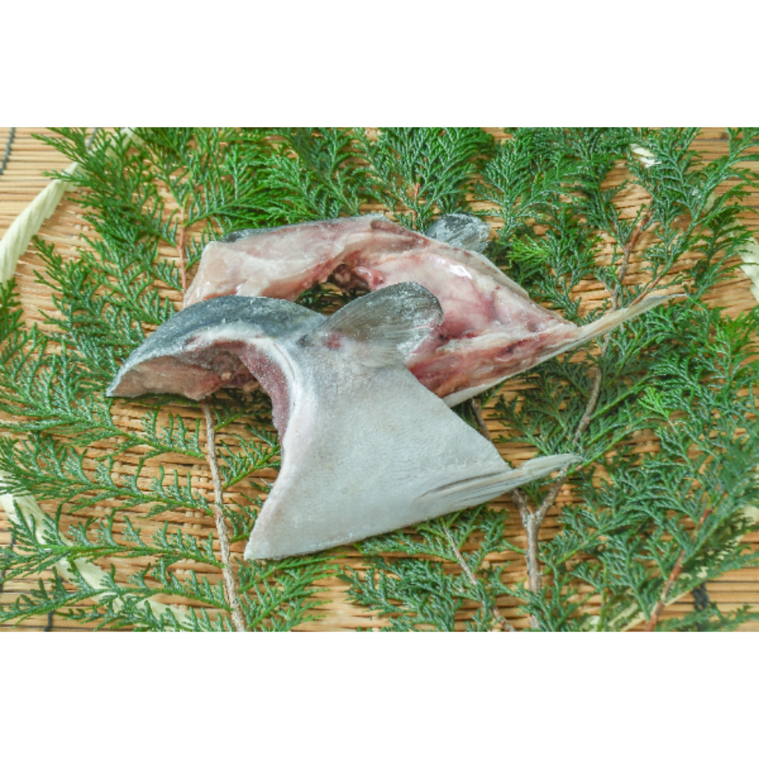 Fresh Hamachi Whole (はまち・丸) – Japanese Yellowtail