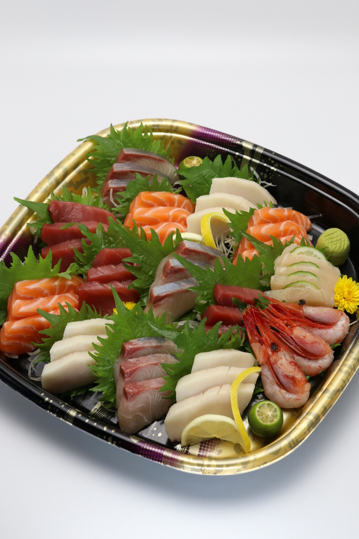 Fresh Sashimi Platter (42 Slices)